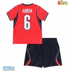 Billiga England Marc Guehi #6 Bortatröja Barn VM 2026 Kortärmad (+ Korta byxor)